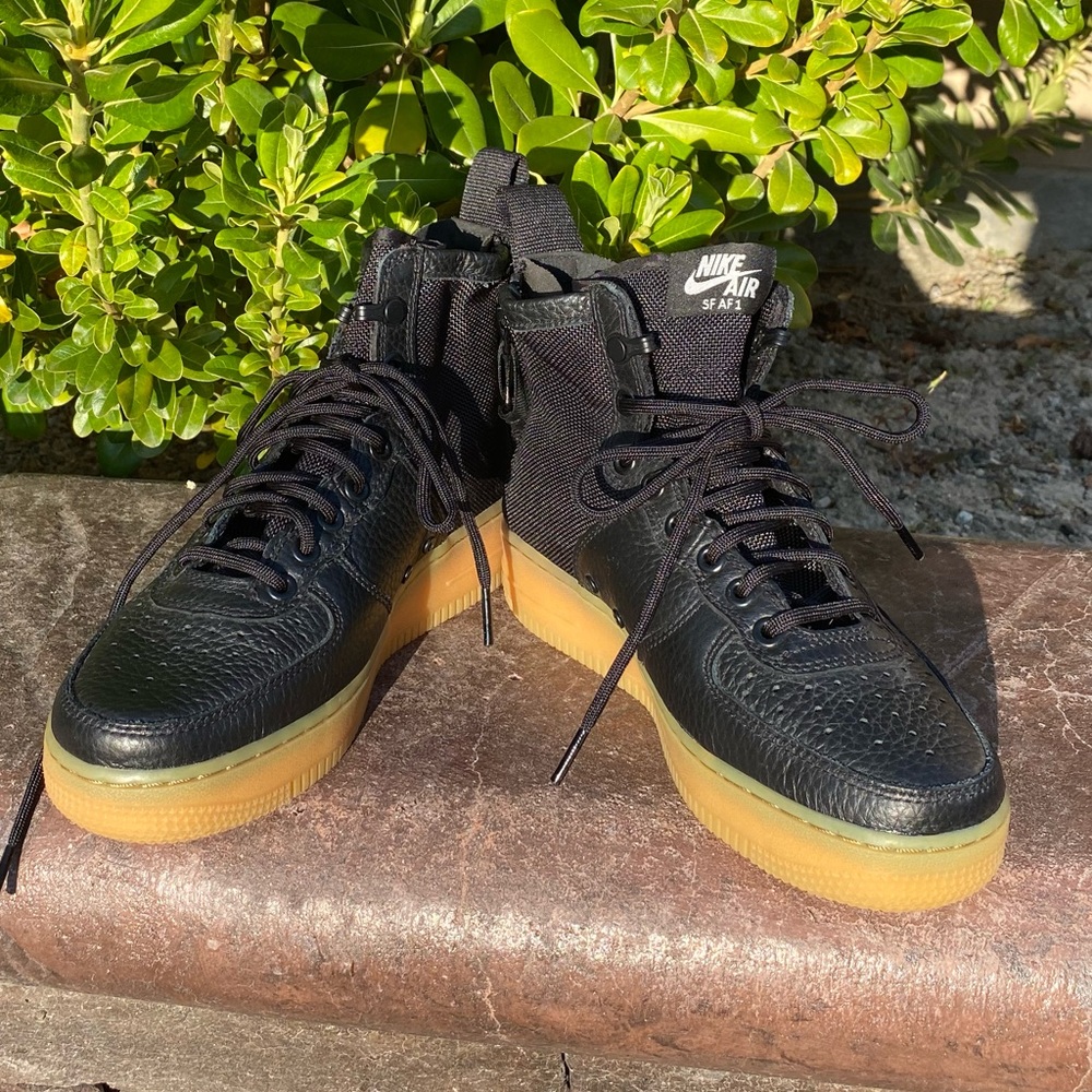 Boys Nike Air SF AF1 Size US 5.5Y Black Sneaker